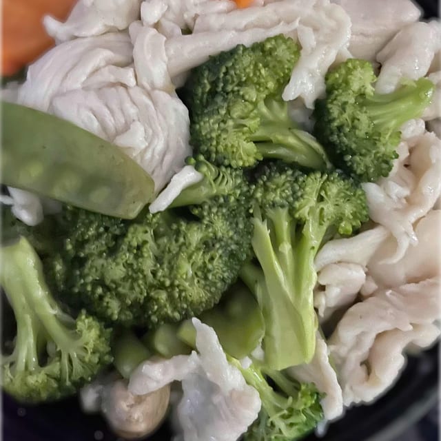 Steamed Chicken with Mixed Vegetables.
