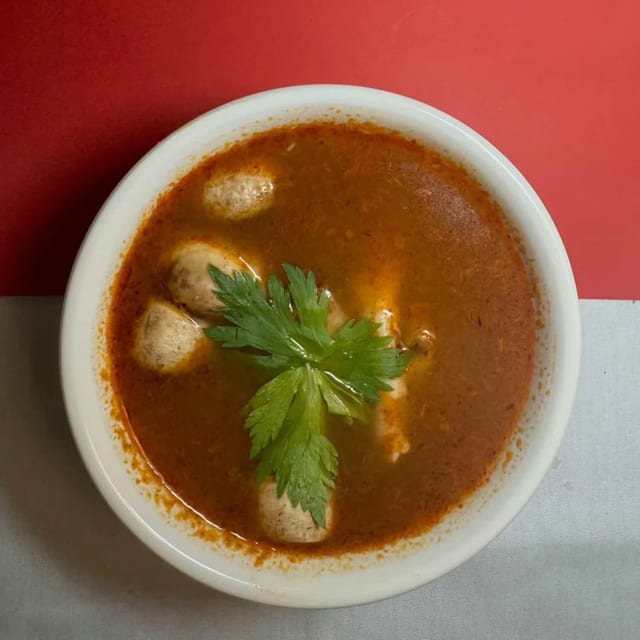 Tom Yum Gai.
